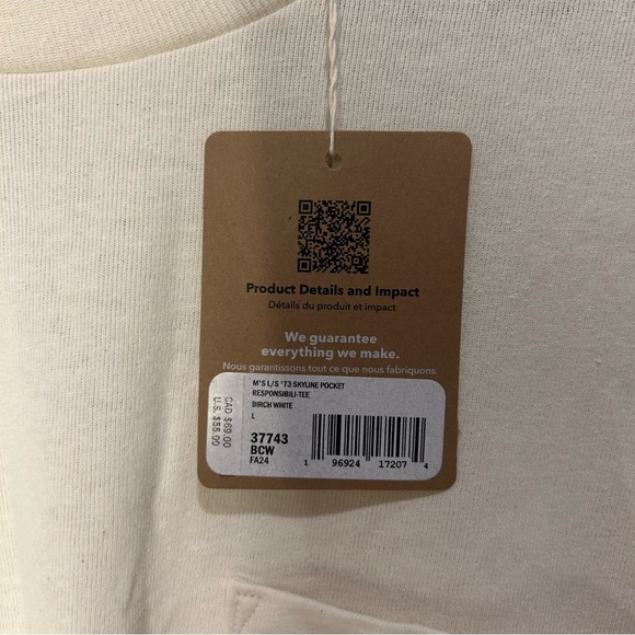 Patagonia Skyline ’73 Men’s Pocket Responsibili-Tee Shirt Birch White Large NWT - Picture 3 of 5